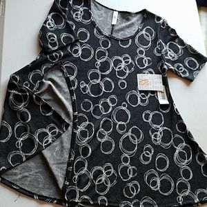 NWT LLR XS Black Circles Perfect T